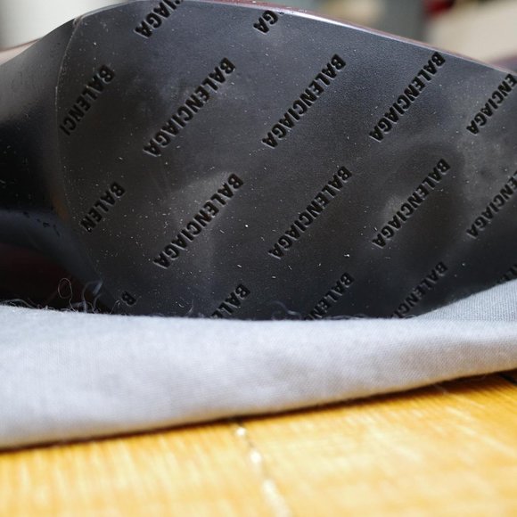 Balenciaga high boots in burgundy - Picture 4 of 4